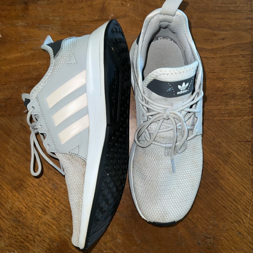 Adidas women’s sneakers